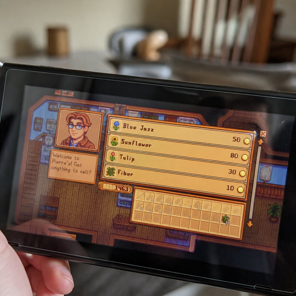Stardew Valley player inventory showing Blue Jazz and Sunflo